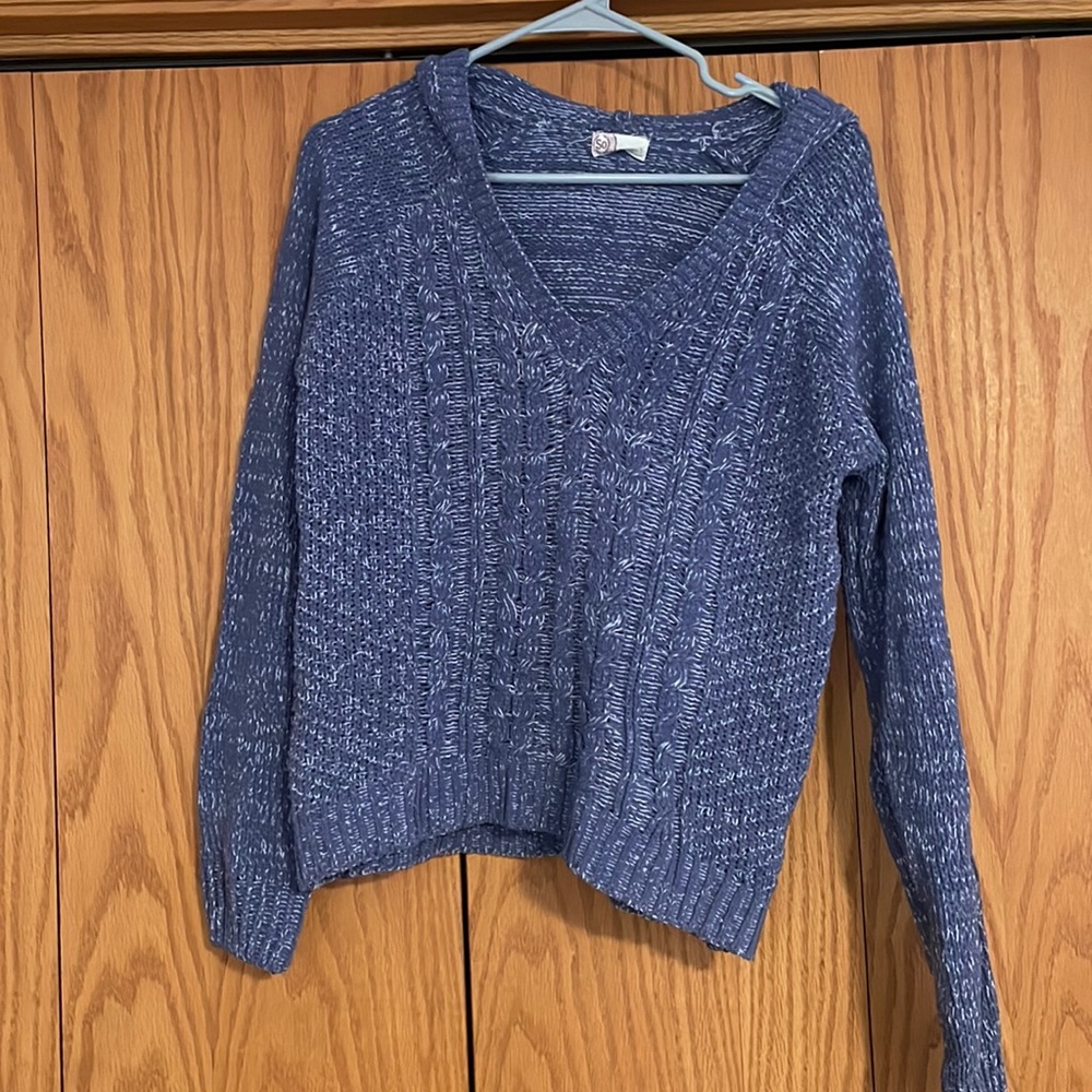 Women’s sweater